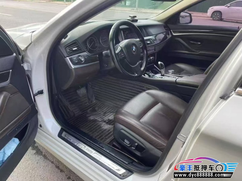 16年宝马5系轿车抵押车出售
