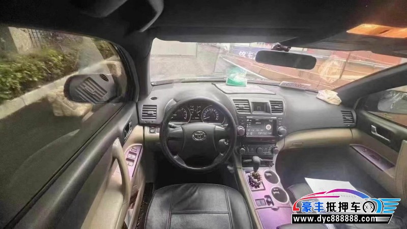 15年丰田汉兰达轿车抵押车出售