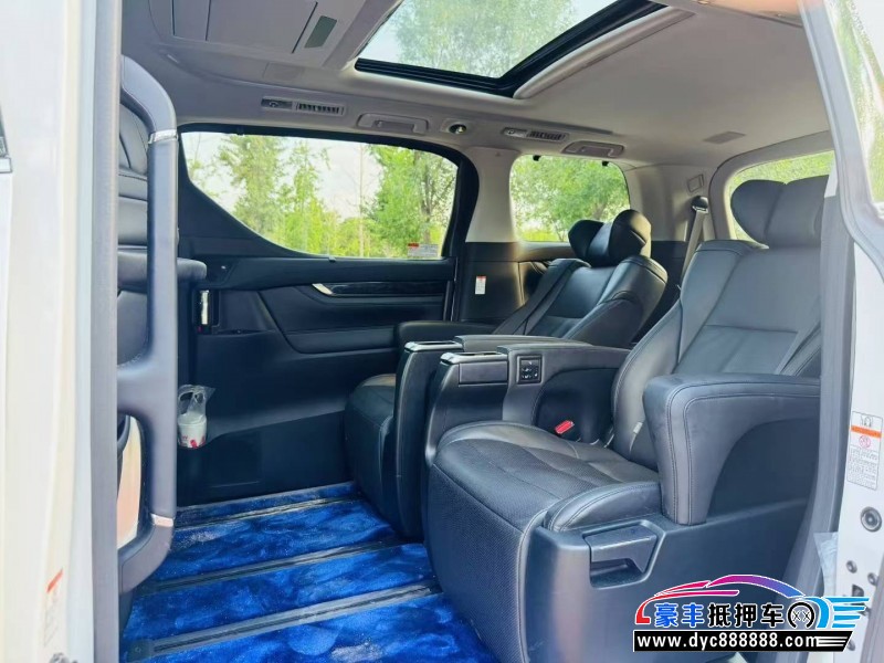 21年丰田威尔法轿车抵押车出售