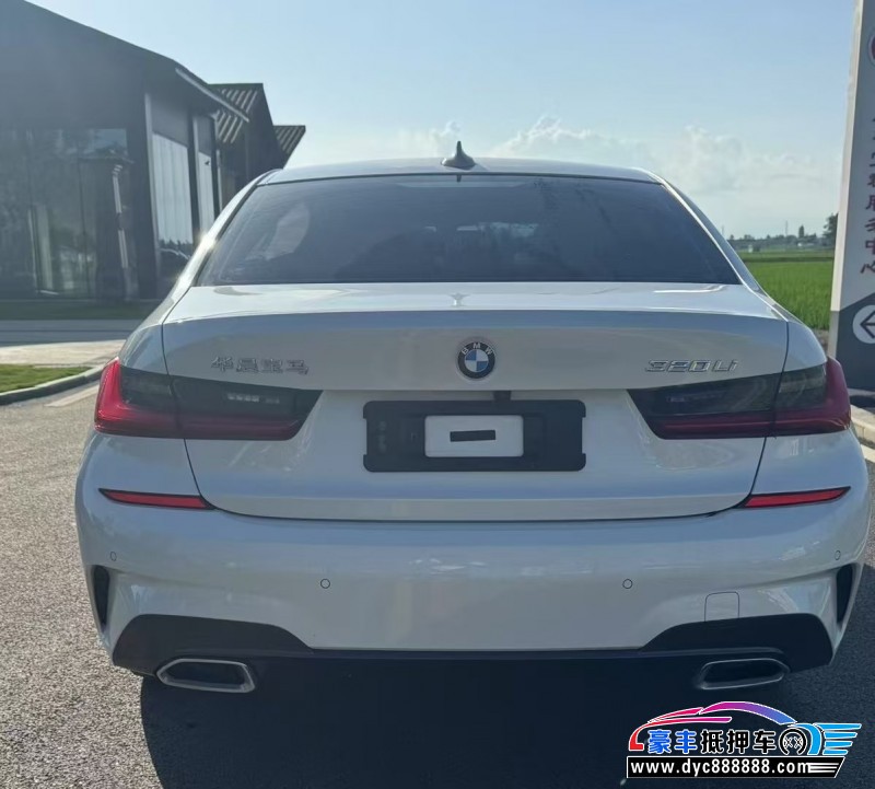 20年宝马3系轿车抵押车出售