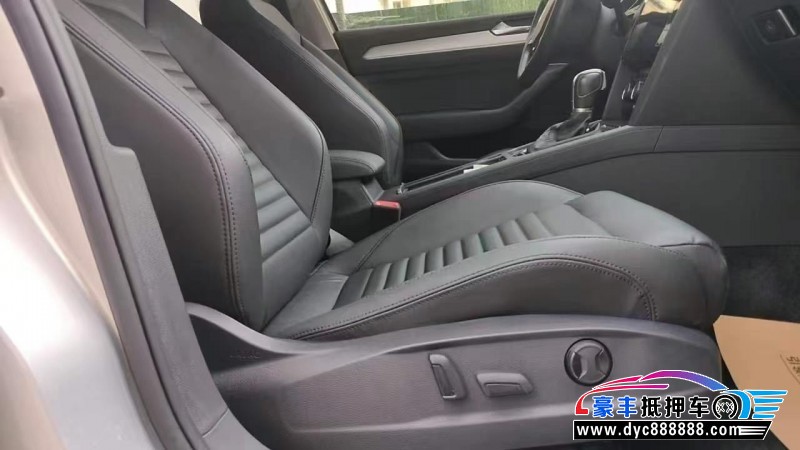 19年大众迈腾轿车抵押车出售