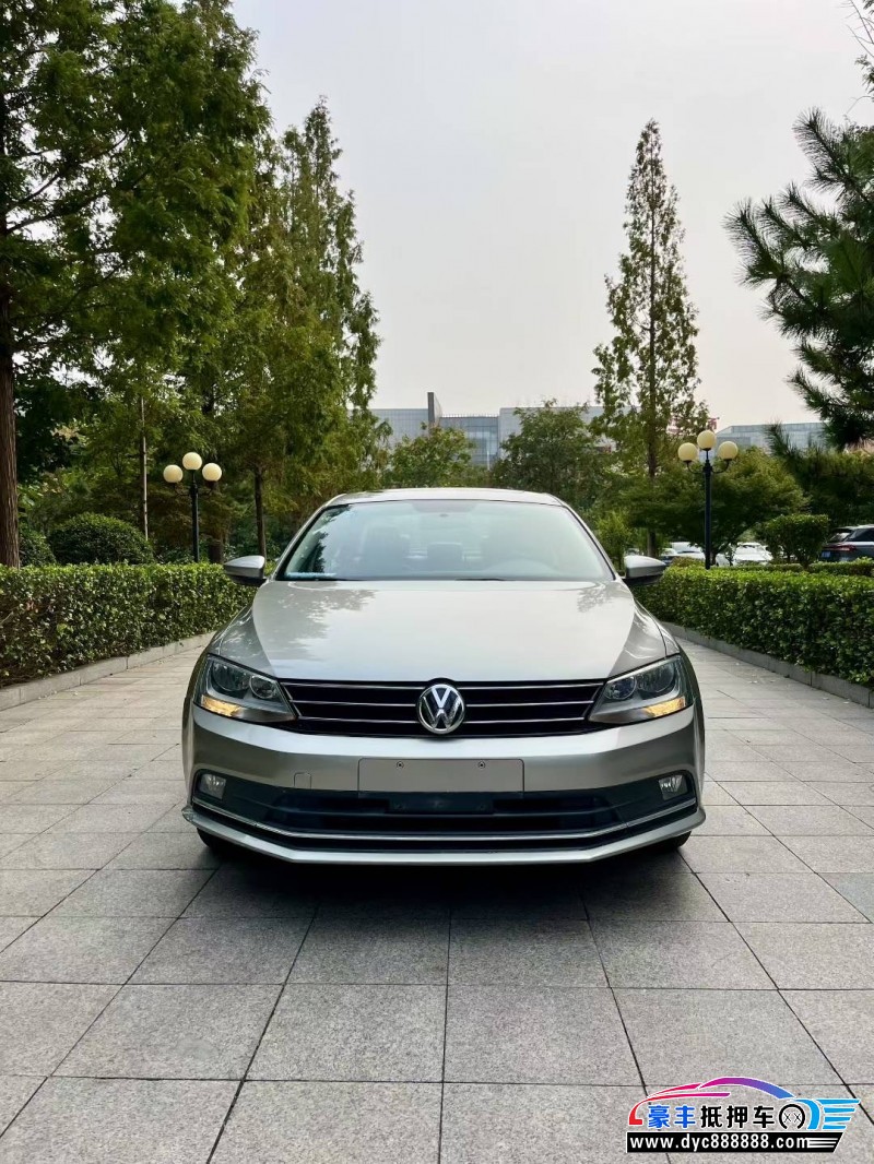 16年大众速腾轿车抵押车出售