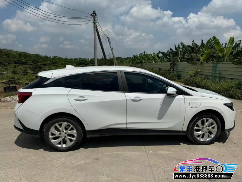 23年别克微蓝轿车抵押车出售