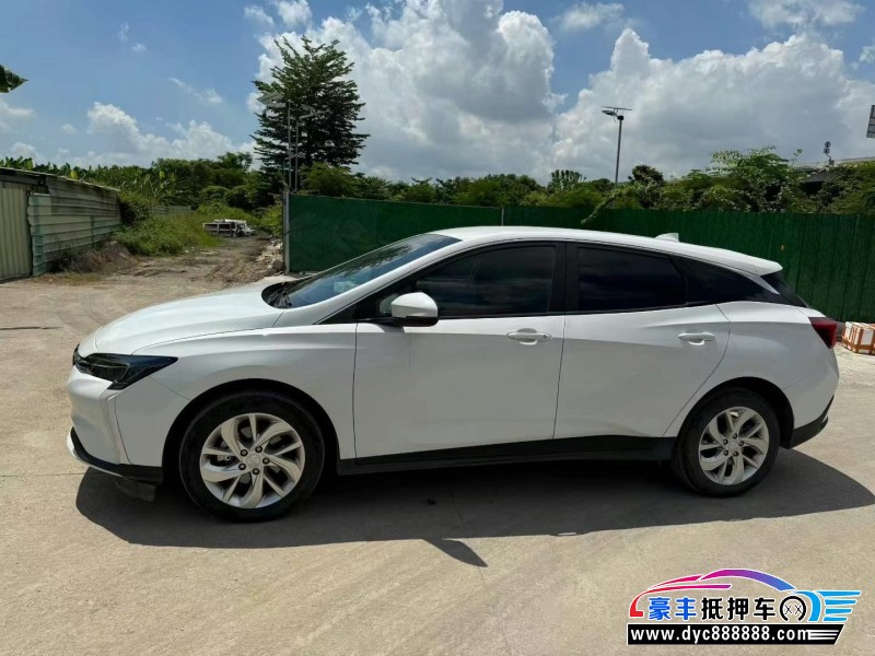 23年别克微蓝轿车抵押车出售