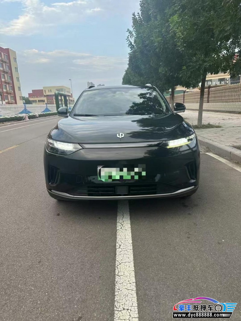 22年零跑C11轿车抵押车出售