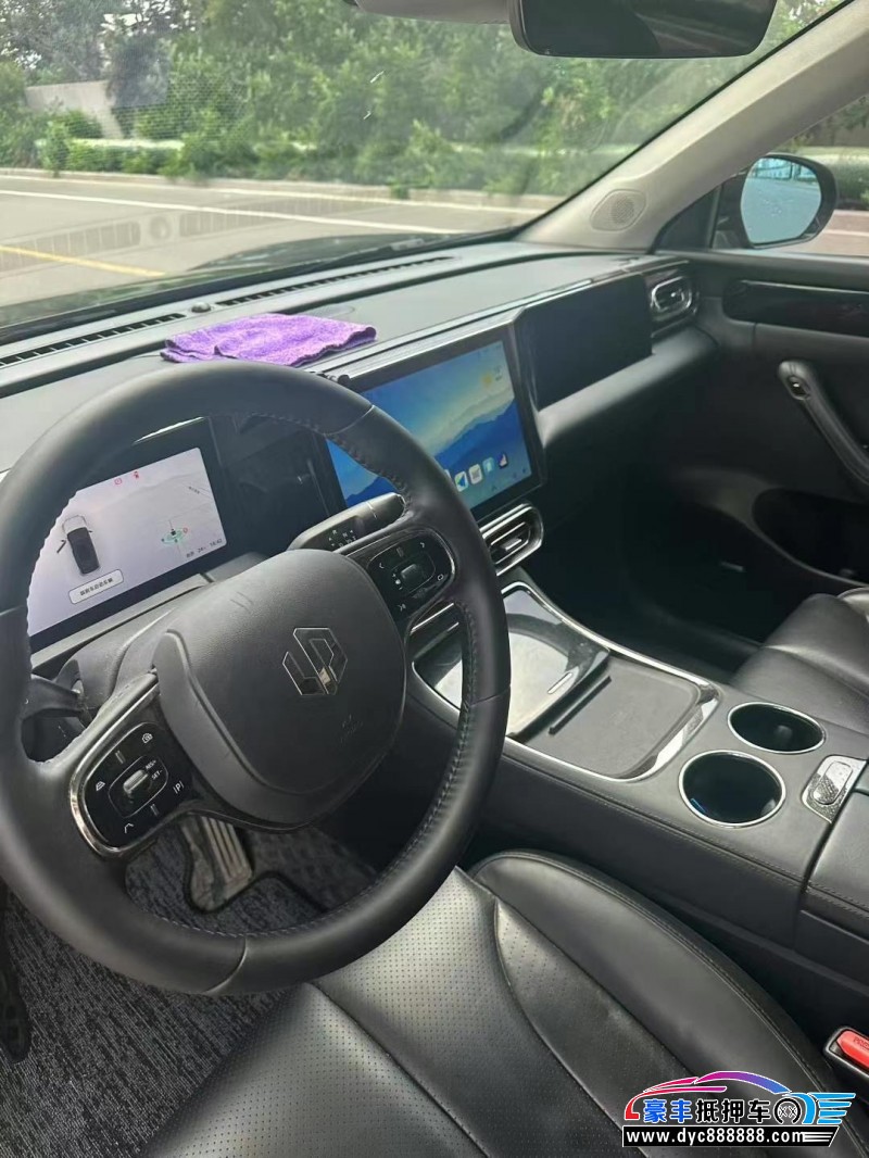 22年零跑C11轿车抵押车出售