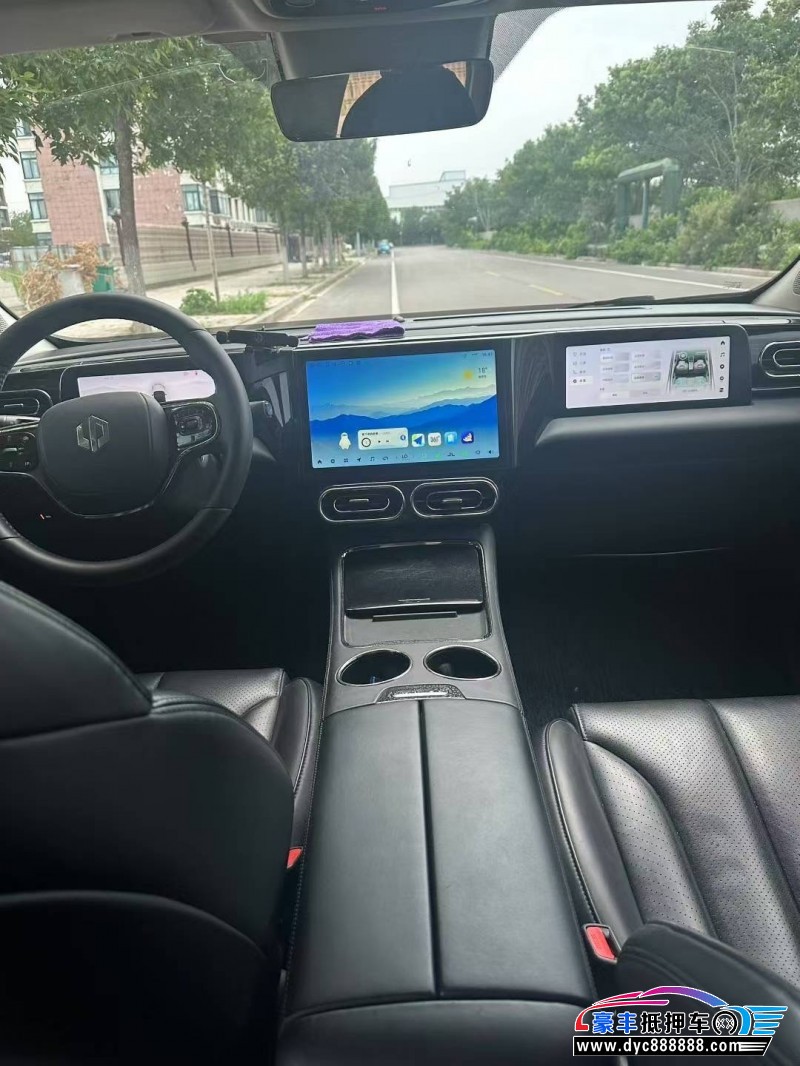 22年零跑C11轿车抵押车出售