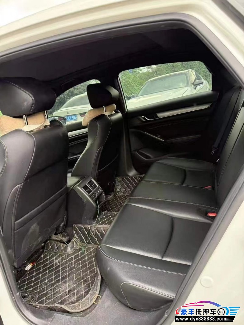 22年本田英诗派轿车抵押车出售