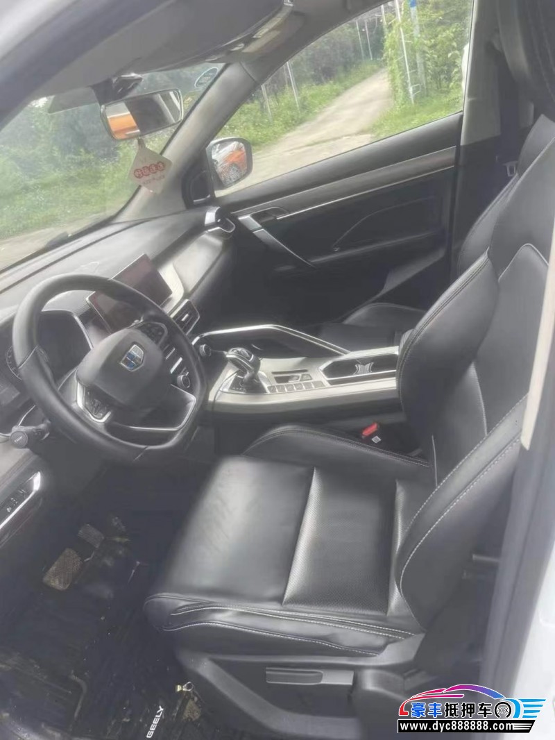 19年吉利缤越轿车抵押车出售