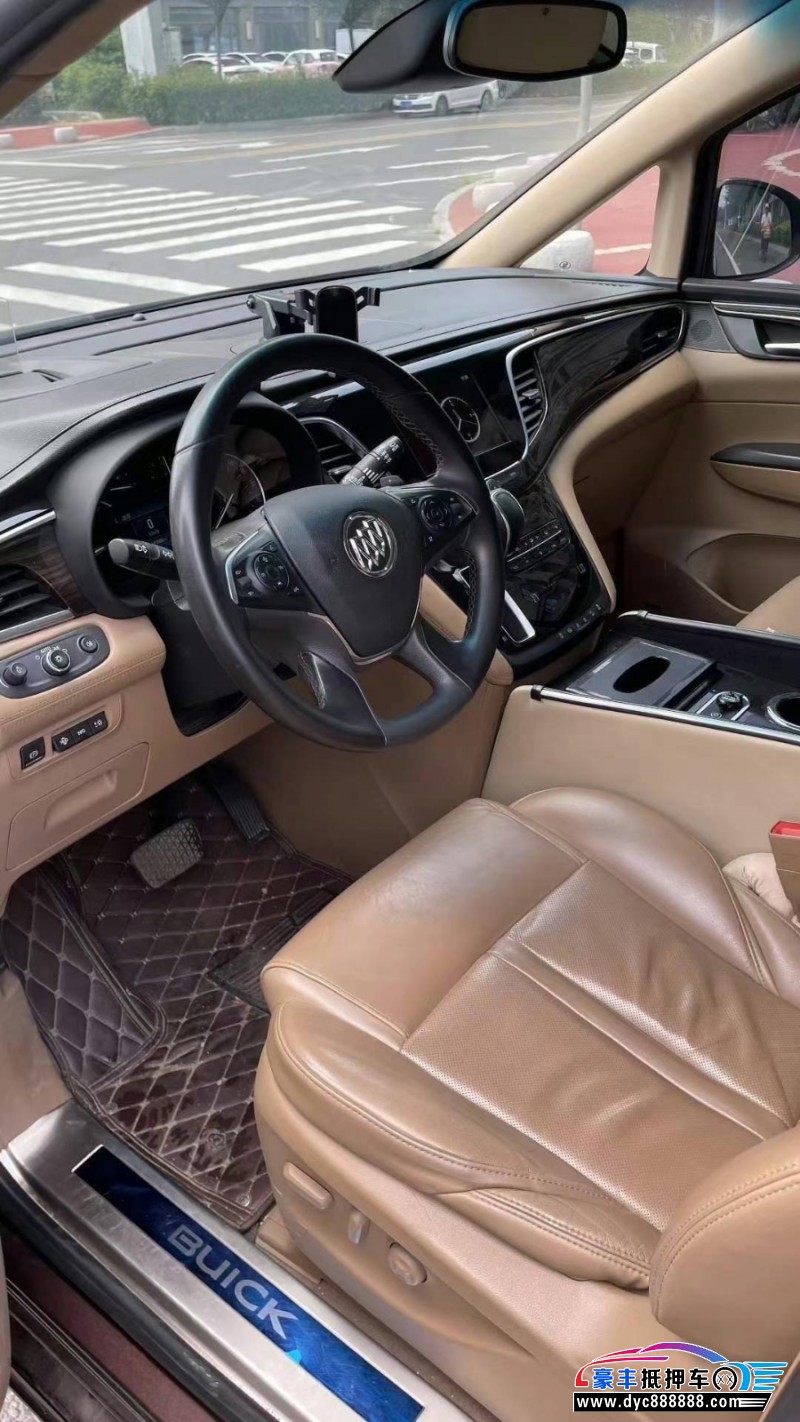 19年别克GL8轿车抵押车出售