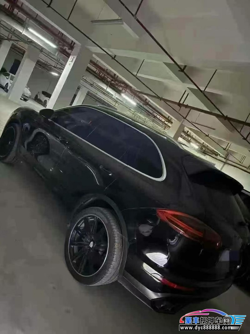 16年保时捷卡宴轿车抵押车出售