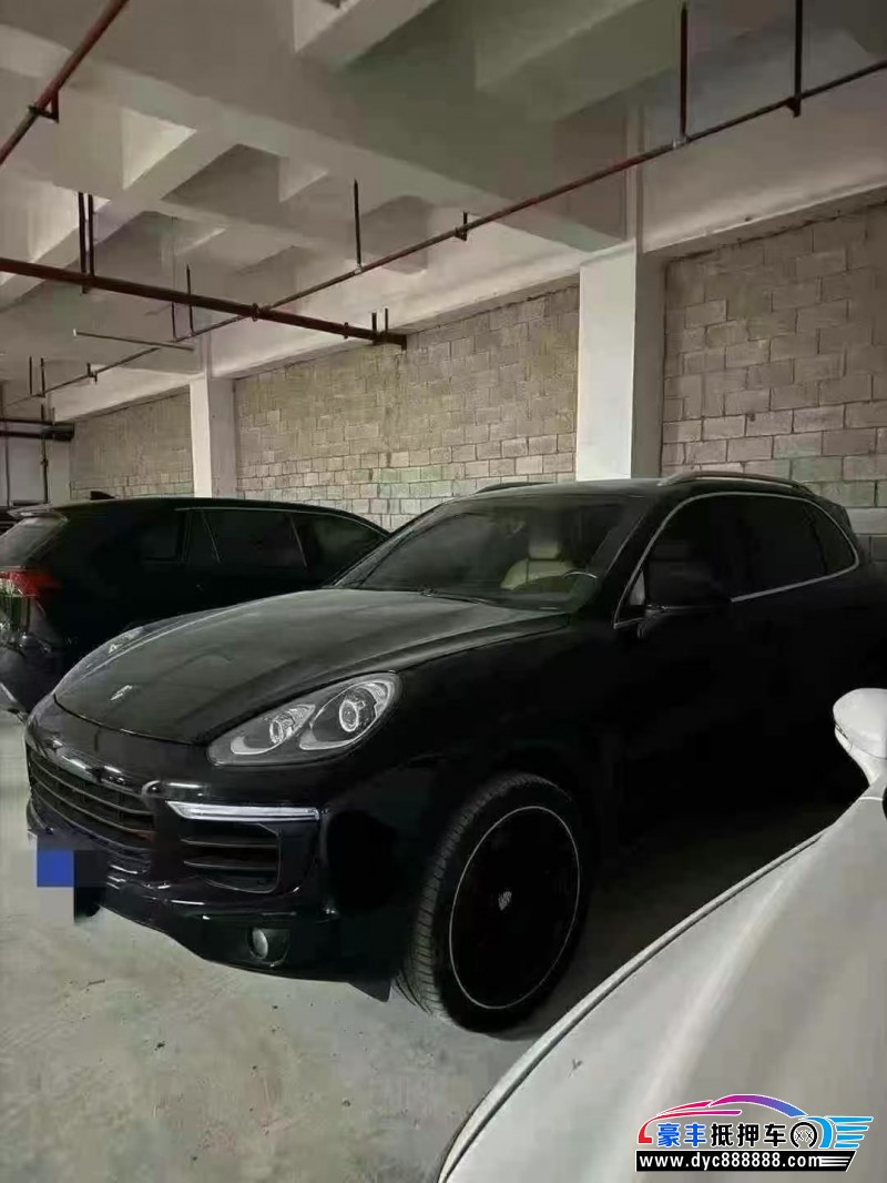 16年保时捷卡宴轿车抵押车出售