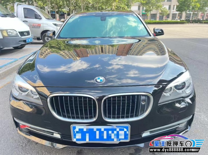 10年宝马7系轿车抵押车出售