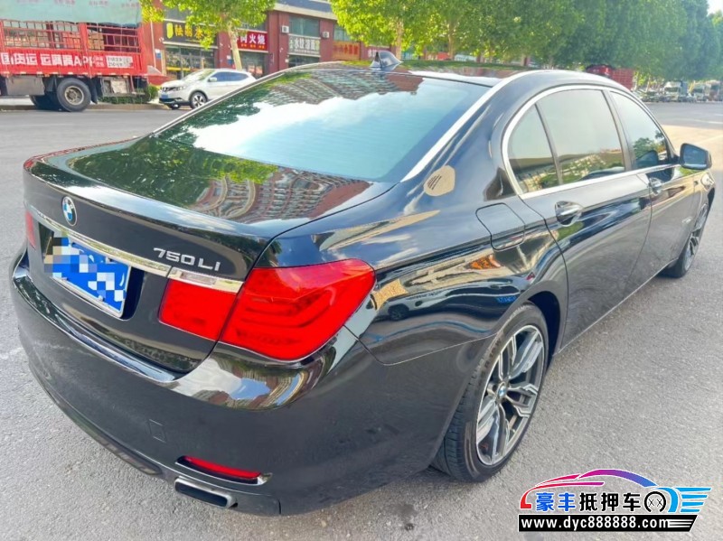 10年宝马7系轿车抵押车出售