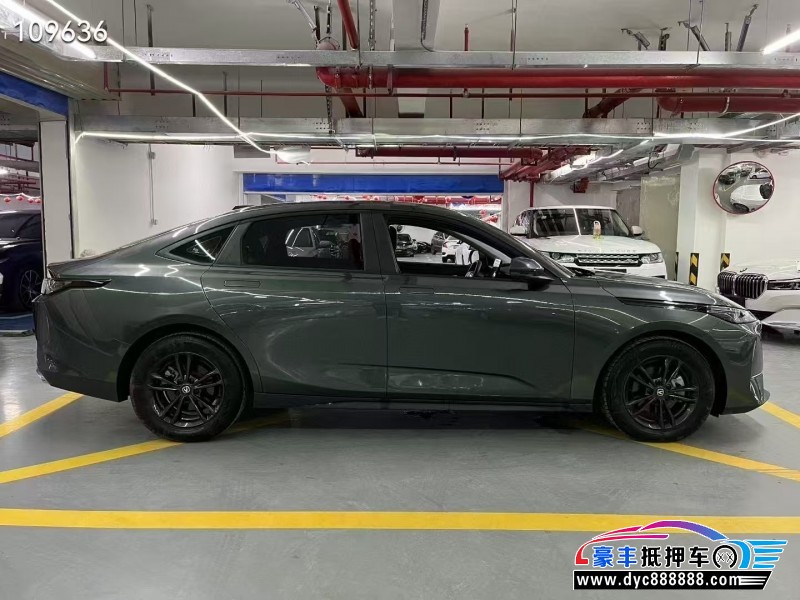 23年长安逸达轿车抵押车出售