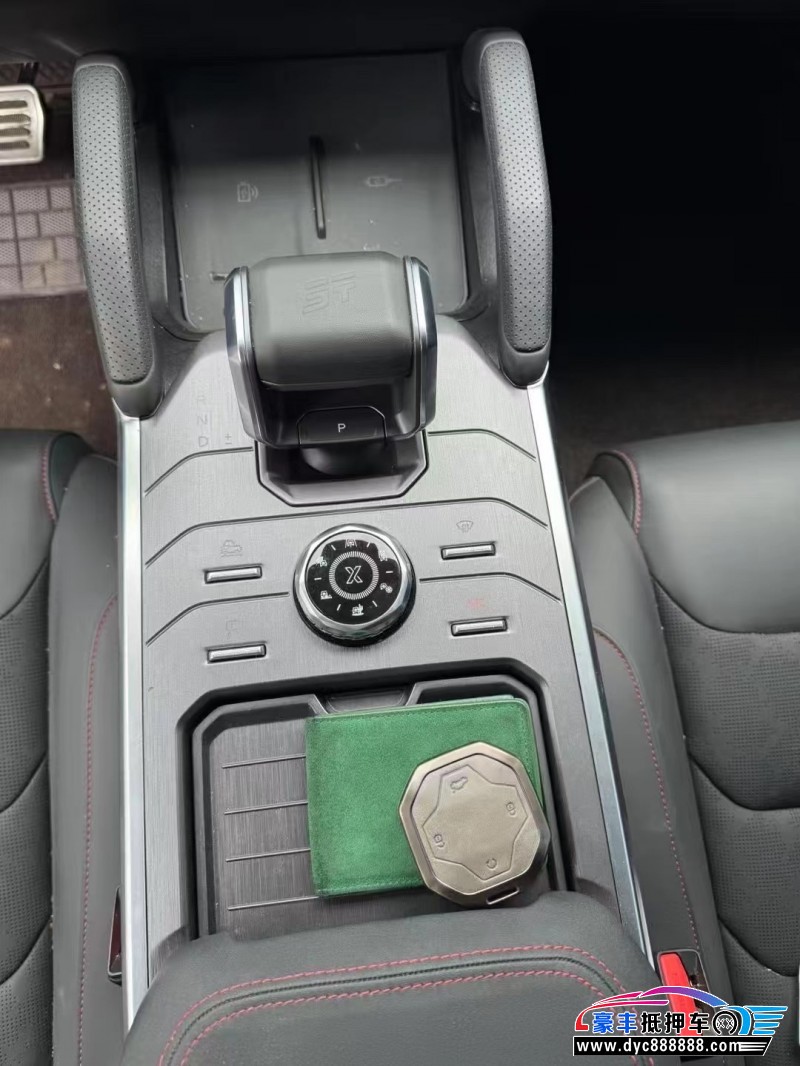 24年捷途旅行者轿车抵押车出售