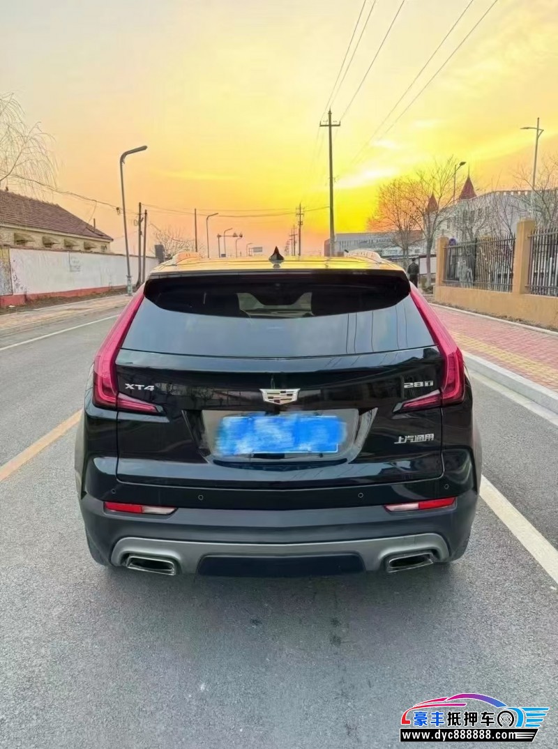 20年凯迪拉克XT4轿车抵押车出售