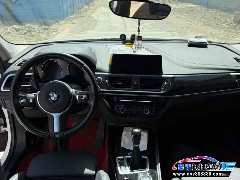 19年宝马1系轿车抵押车出售