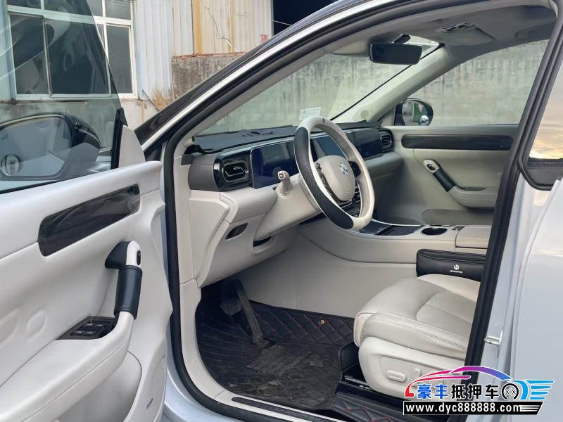 23年零跑C11SUV抵押车出售