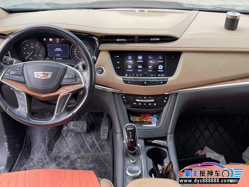 20年凯迪拉克XT5轿车抵押车出售