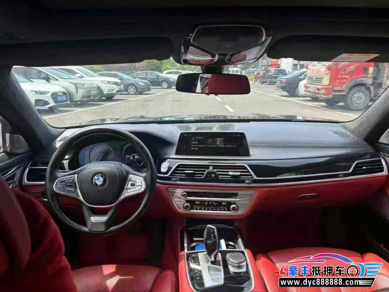 19年宝马7系轿车抵押车出售