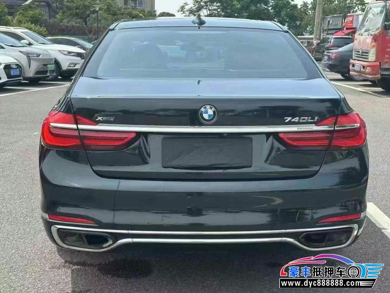 19年宝马7系轿车抵押车出售