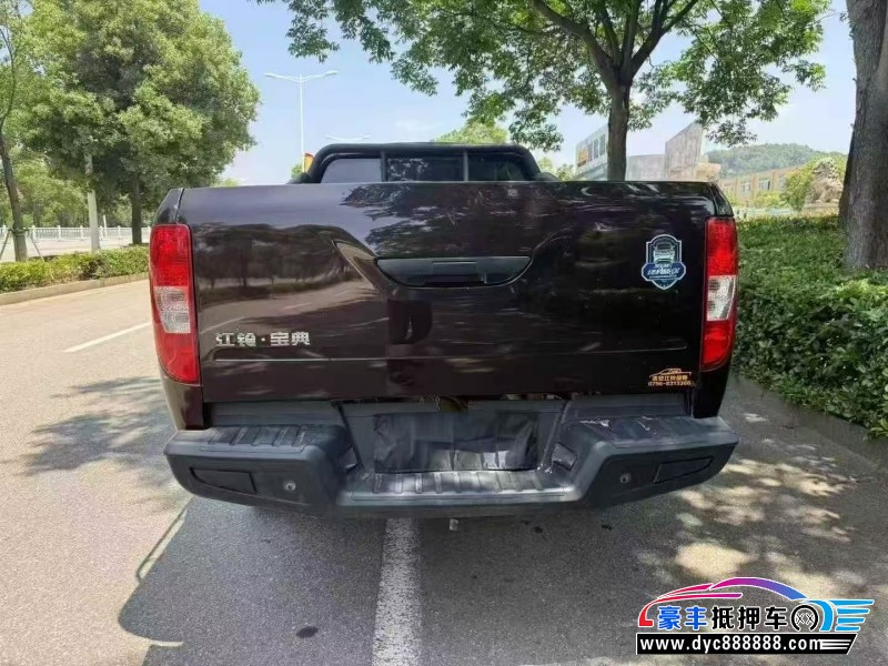 23年江铃宝典轿车抵押车出售