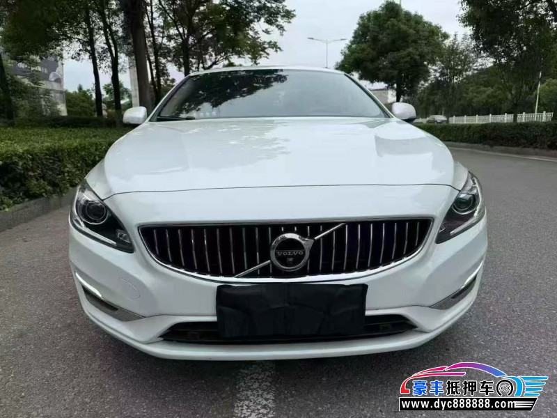 20年沃尔沃S60L轿车抵押车出售