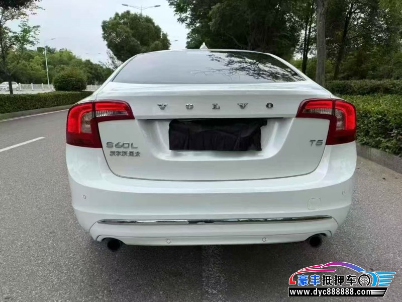 20年沃尔沃S60L轿车抵押车出售