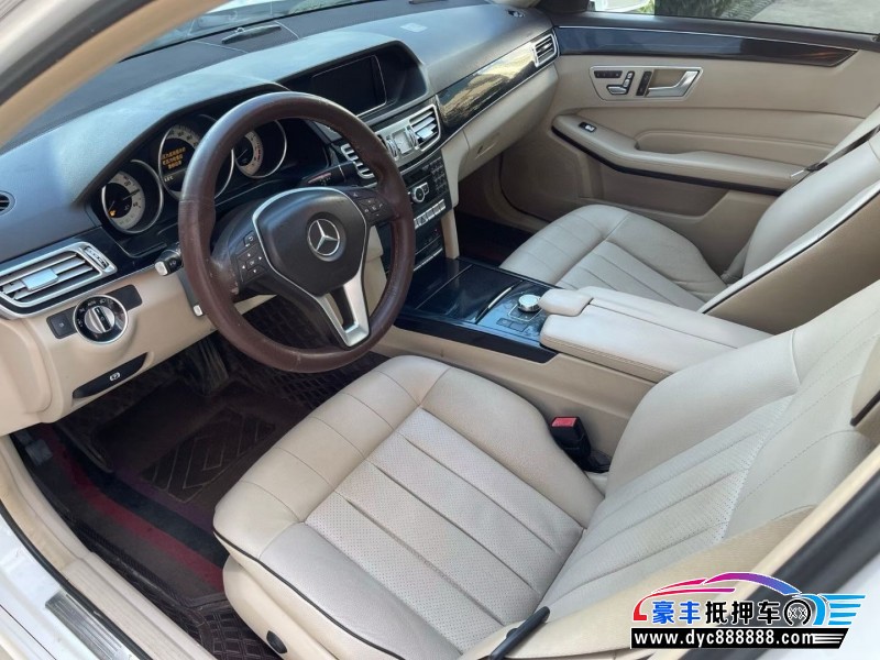 14年奔驰E轿车抵押车出售