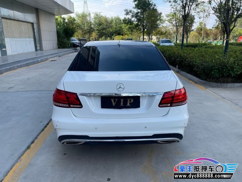 14年奔驰E轿车抵押车出售