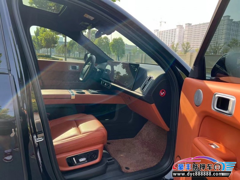 23年理想L9轿车抵押车出售