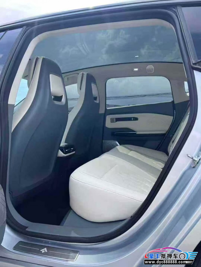 24年埃安昊铂轿车抵押车出售