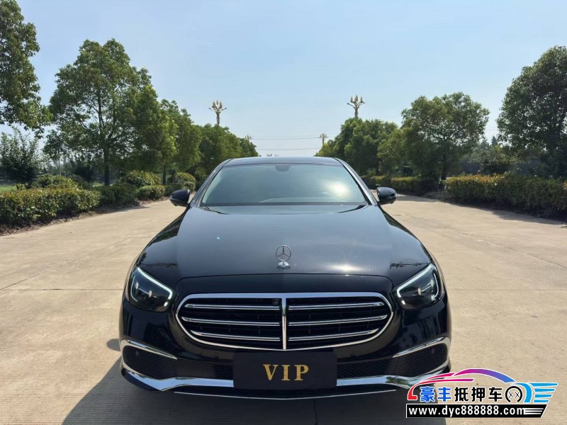 23年奔驰E轿车抵押车出售