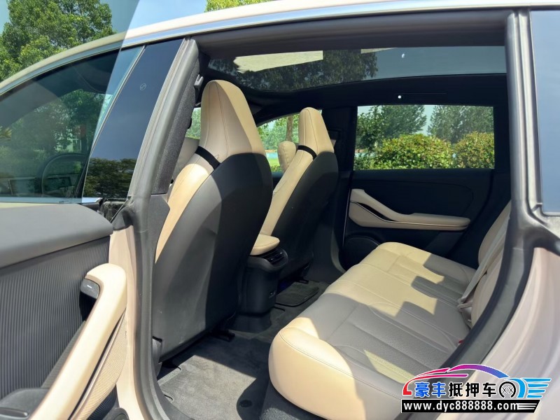 24年蔚来ET5轿车抵押车出售