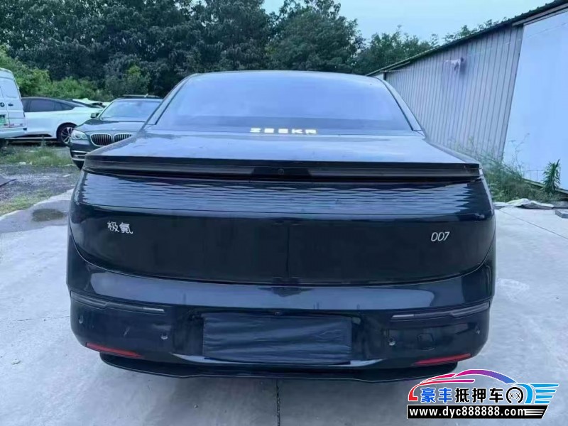24年极氪007轿车抵押车出售