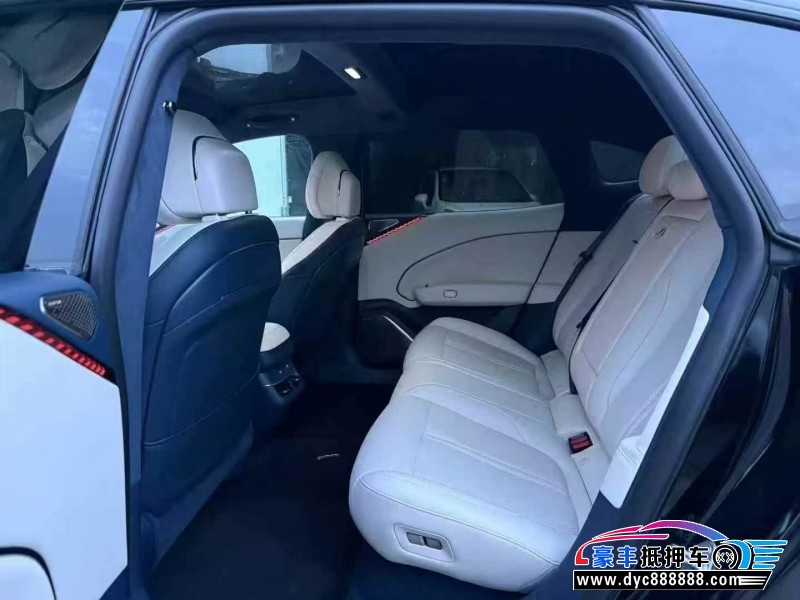 24年极氪007轿车抵押车出售