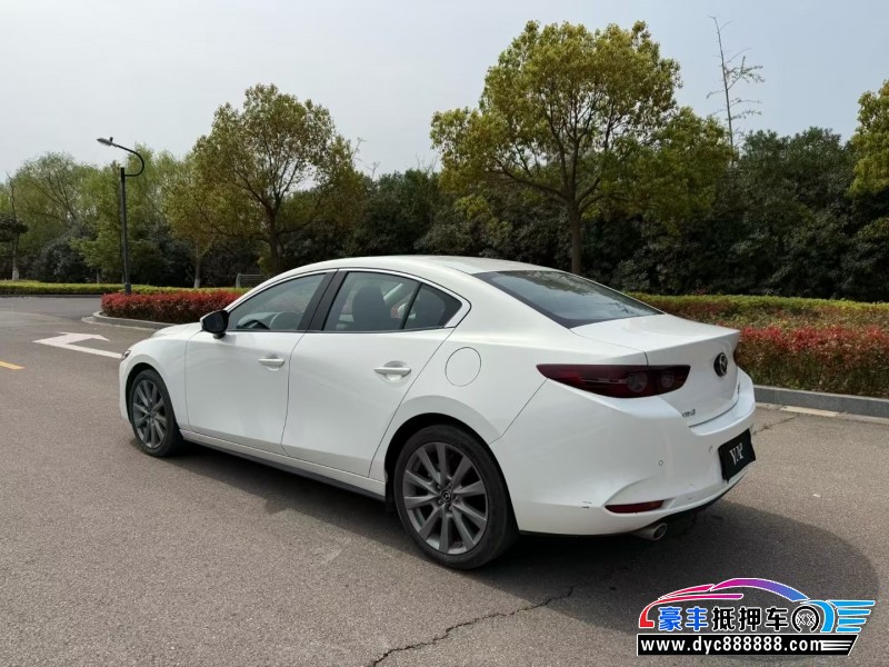 22年马自达昂克赛拉轿车抵押车出售