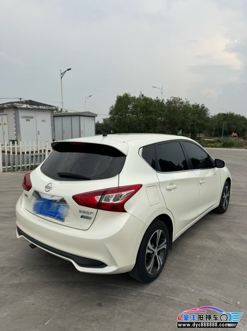 20年日产骐达轿车抵押车出售