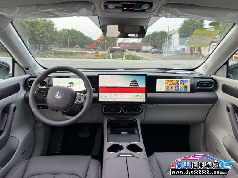 25年零跑C11轿车抵押车出售