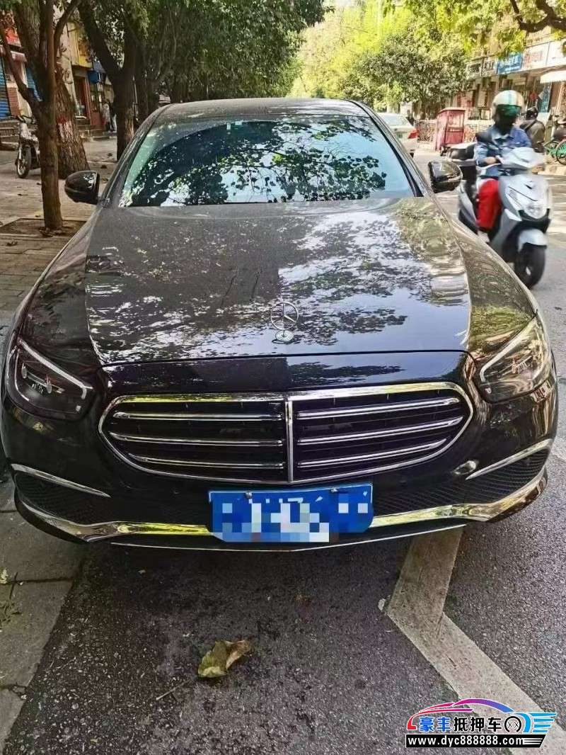 23年奔驰E轿车抵押车出售