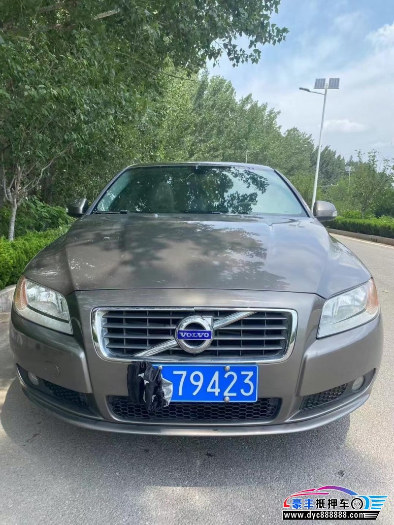 11年沃尔沃S80轿车抵押车出售