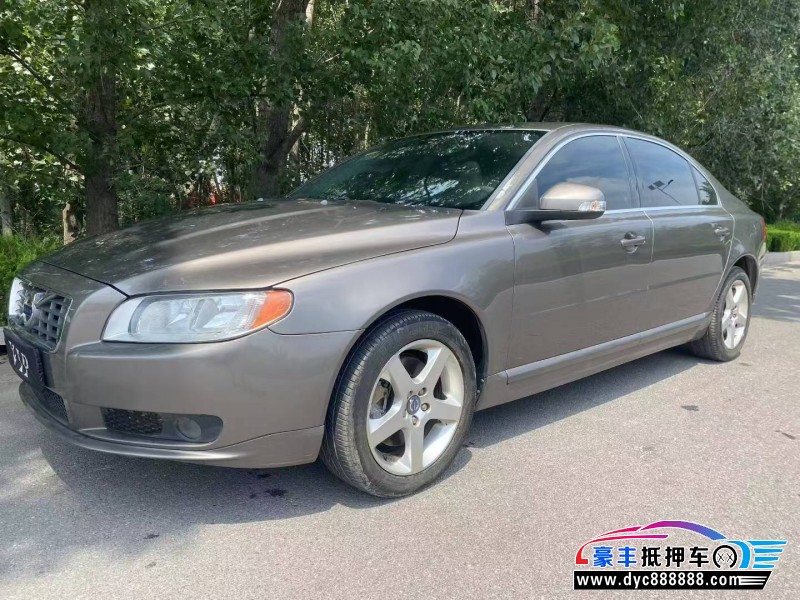 11年沃尔沃S80轿车抵押车出售