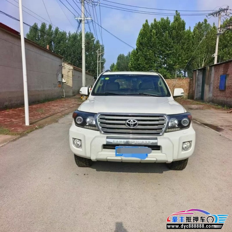 抵押车出售13年丰田兰德酷路泽（陆巡）轿车
