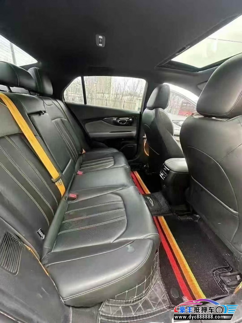 22年传祺影豹轿车抵押车出售