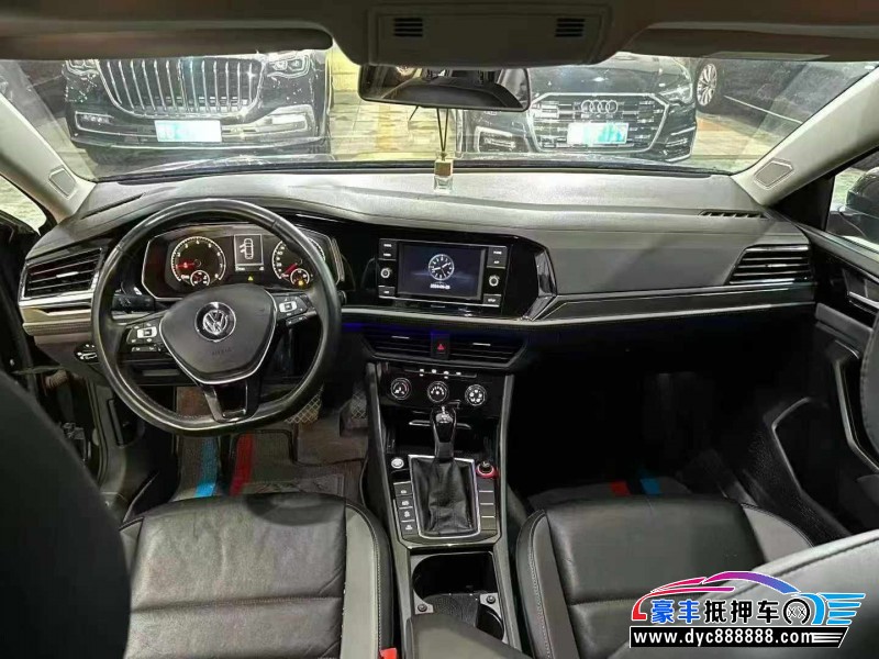 20年大众速腾轿车抵押车出售