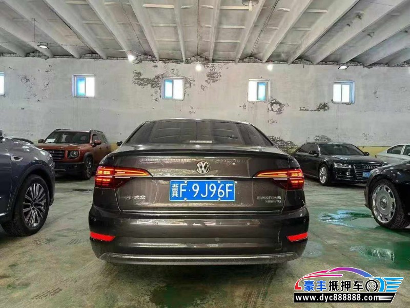 20年大众速腾轿车抵押车出售