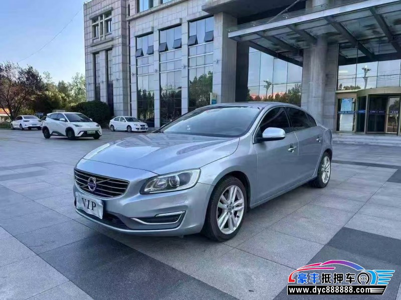 14年沃尔沃S60轿车抵押车出售