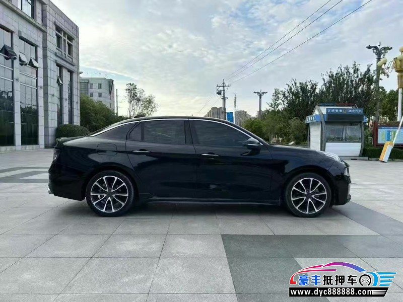 19年领克03轿车抵押车出售