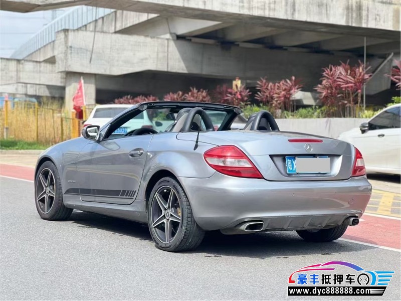 10年奔驰SLK级轿车抵押车出售